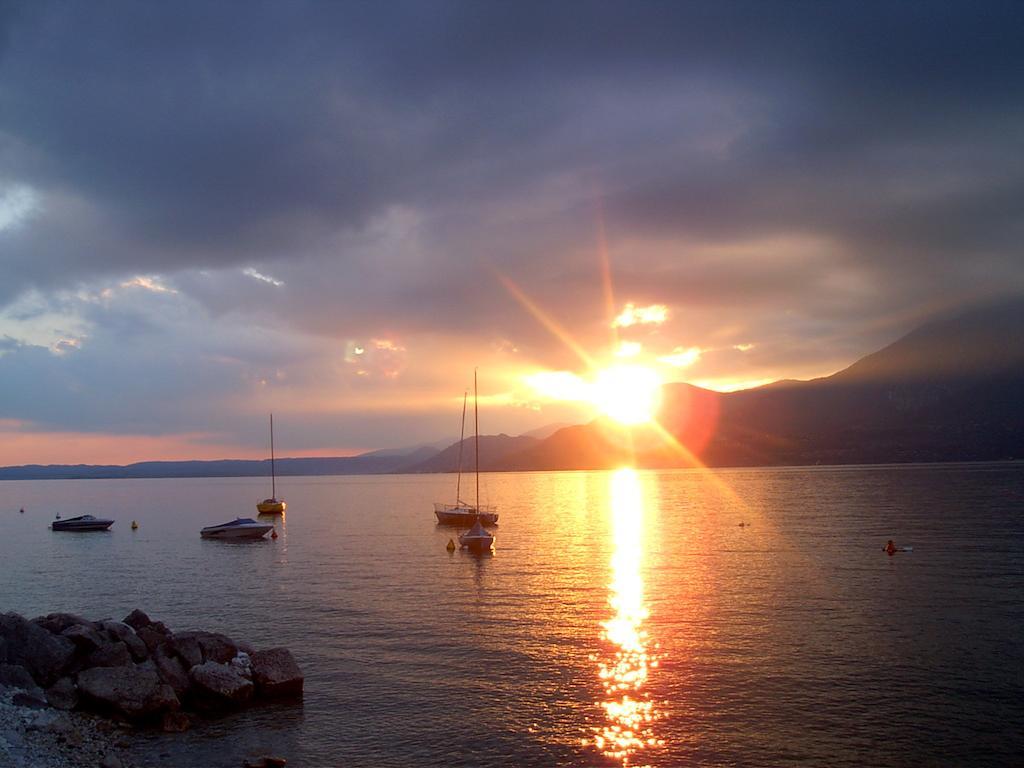 Romantic Dream Torri del Benaco Kültér fotó